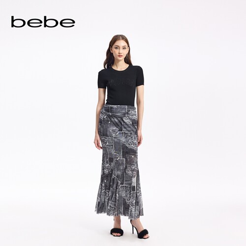 bebe秋季新款牛仔印花半身裙