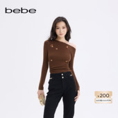 bebe2025秋冬新款 博主同款 女士斜露肩绵羊毛针织上衣430510