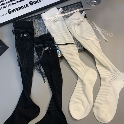 女吉星加工新款袜子女中筒袜