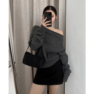 因也YINYE 灰色一字肩韩系针织衫女秋冬季慵懒风套头毛衣气质上衣
