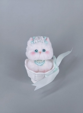 【茶杯白猫】原创设计薄荷绿猫猫汽车摆件成品小猫玩具礼物带杯子