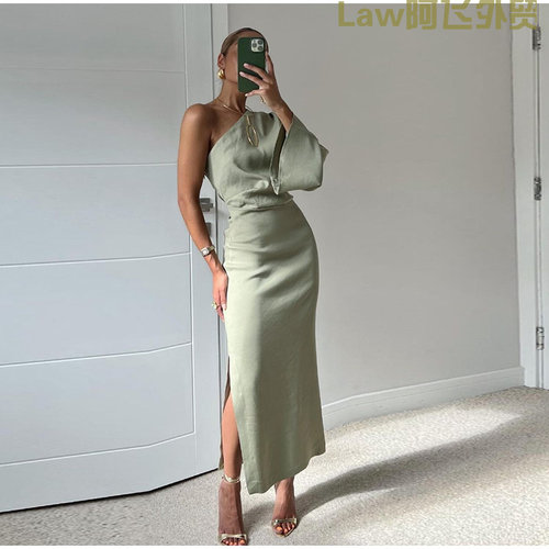 Sexybacklessslimwomen'ssatindr