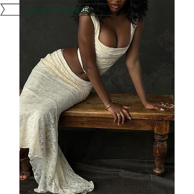 Sleevelesssequinbacksplitsexyp