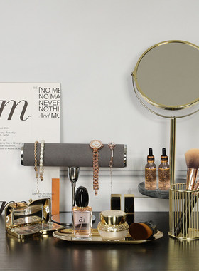 样板房卫生间衣帽间摄影摆件套装