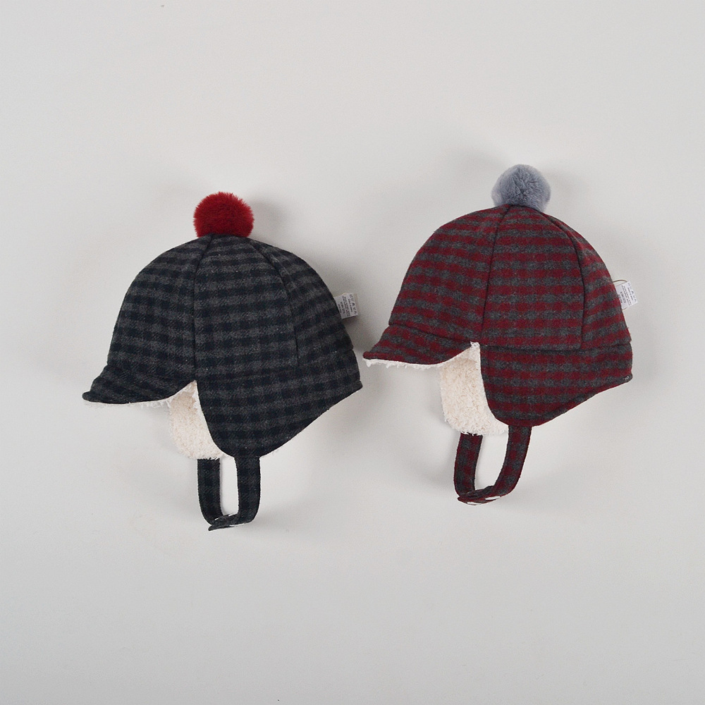 moinmlon冬季新款复古格子宝宝冬季加绒帽子男女童保暖毛球护耳帽