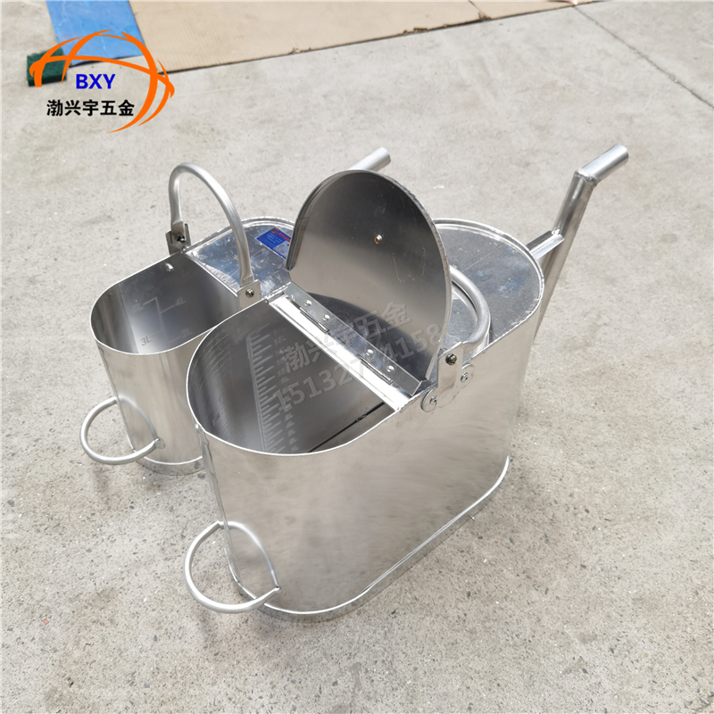 带刻度铝制长嘴加油壶防爆油桶