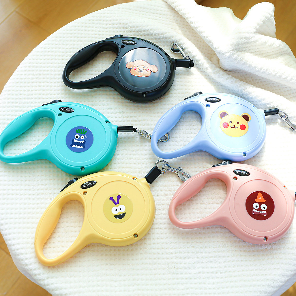 petcircle狗狗卡通可伸缩牵引绳狗链幼犬狗绳遛狗宠物出行日用品