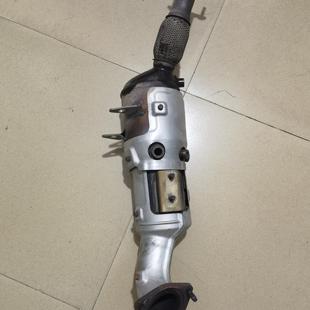 五菱国六新卡1.5荣光宏光V宏光S1.51.8原厂三元催化器