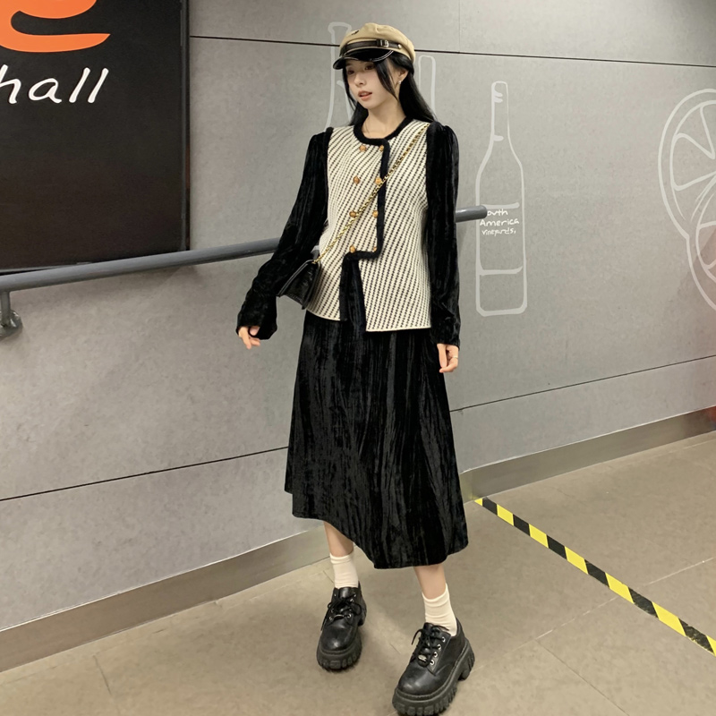 孕妇冬天长袖丝绒连衣裙格子马甲