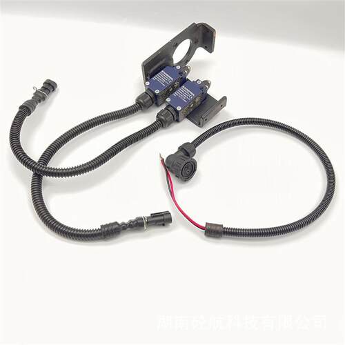 直销三一泵车分动箱开关11058651 混凝土泵车专用零配件