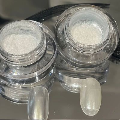 White pearl chrome nail powder - glazed donut effect, rectan