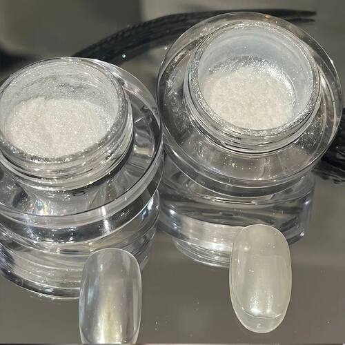 White pearl chrome nail powder - glazed donut effect, rectan