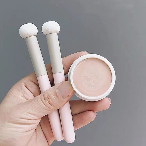 Small Mushroom Concealer Brush For Spots Acne Marks Dark Cir
