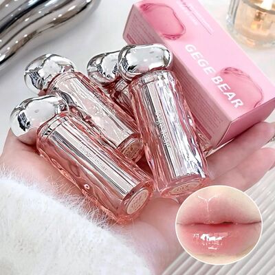 Crystal translucent lip glaze moisturizing water is not easy