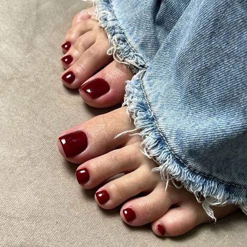 24Pcs Summer Red Fake Toenails Minimalist Charm Manicure for