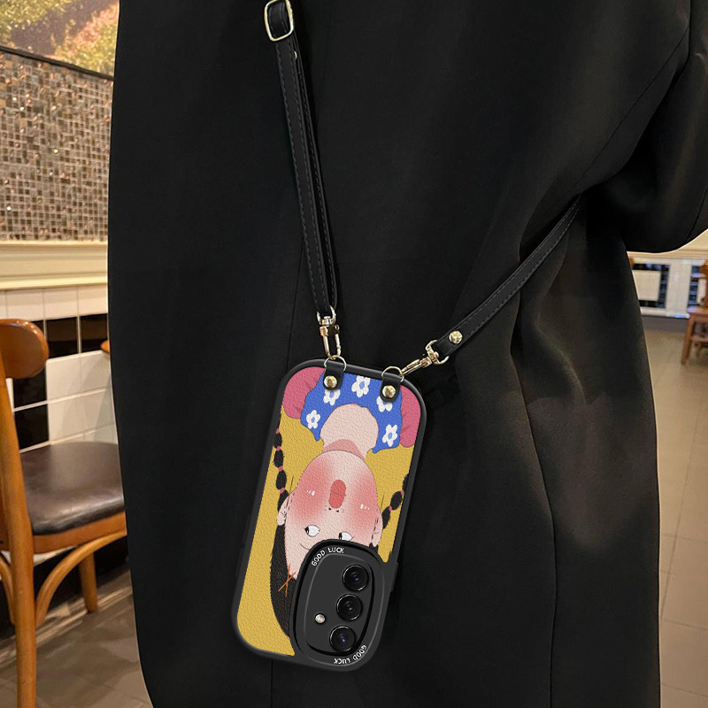 蜡笔小新适用三星GalaxyS24手机壳斜跨挂绳s20fe/s25全包潮ins少女s21卡通图案ultra可爱保护壳