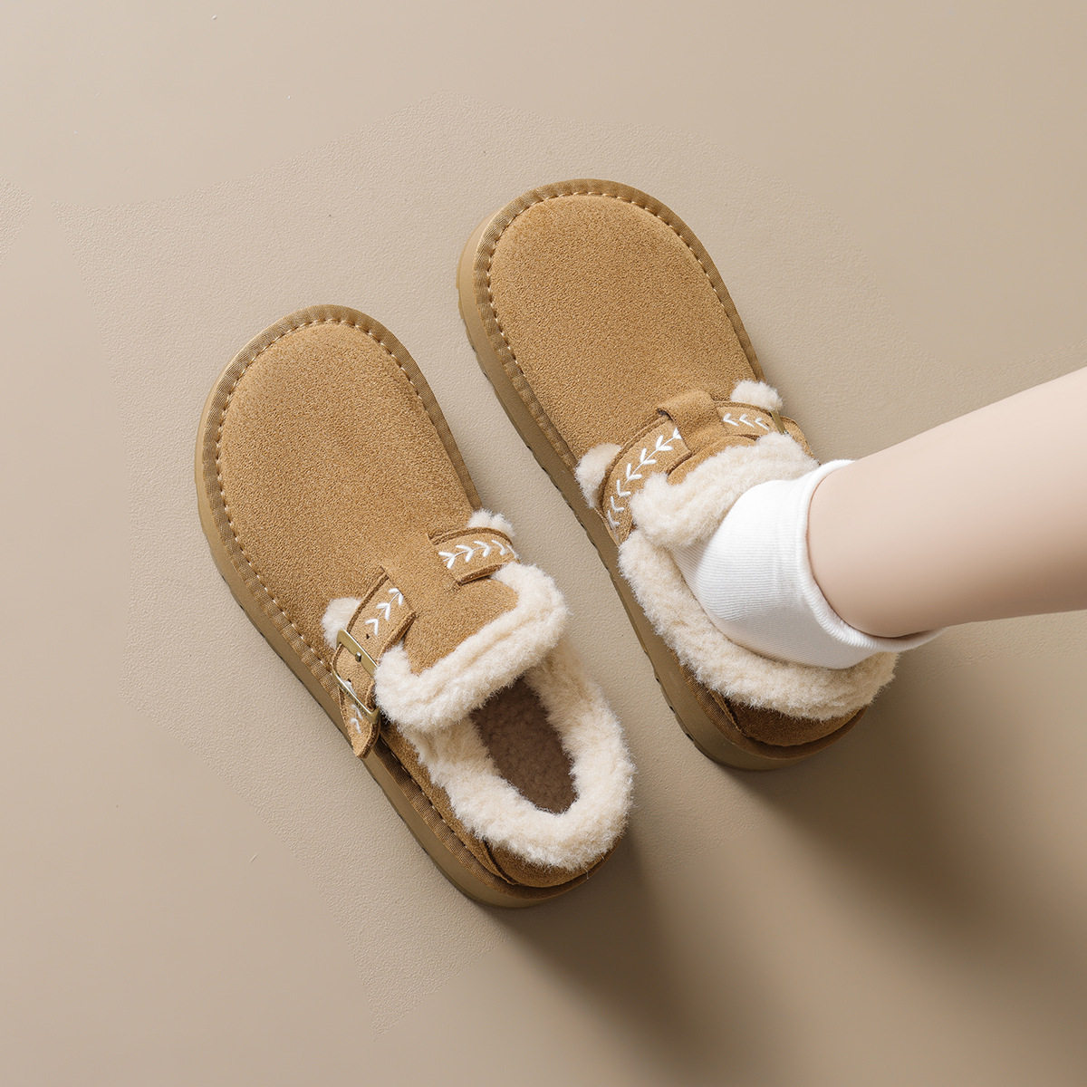 潮鞋厚底加绒勃肯鞋女2025新款冬季乐福鞋保暖雪地靴女一脚蹬棉鞋,女鞋,时尚雪地靴,淘宝优惠券,粉丝福利购,淘宝优惠卷