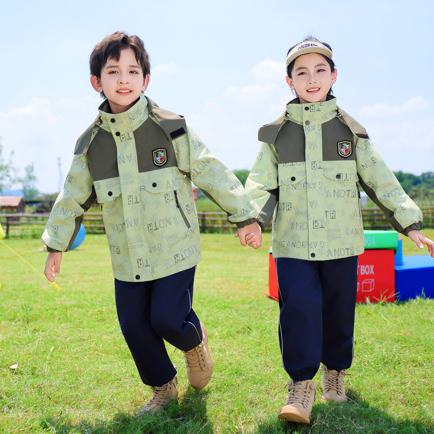 小学生校服冲锋衣秋冬三件套儿童班服春秋款运动服幼儿园园服套装
