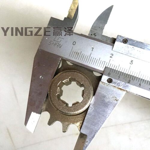 49CC迷你小越野车滑板车汽油发动机变速箱链轮 减速箱小齿小飞T8F