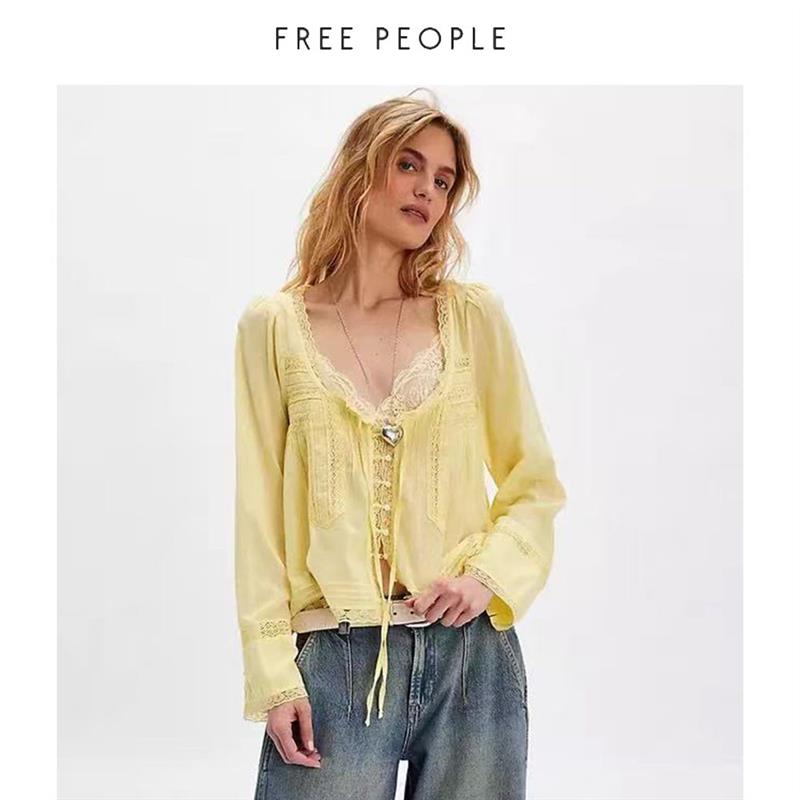 Free People 新款复古蕾丝风方领系带镂空短外套上衣