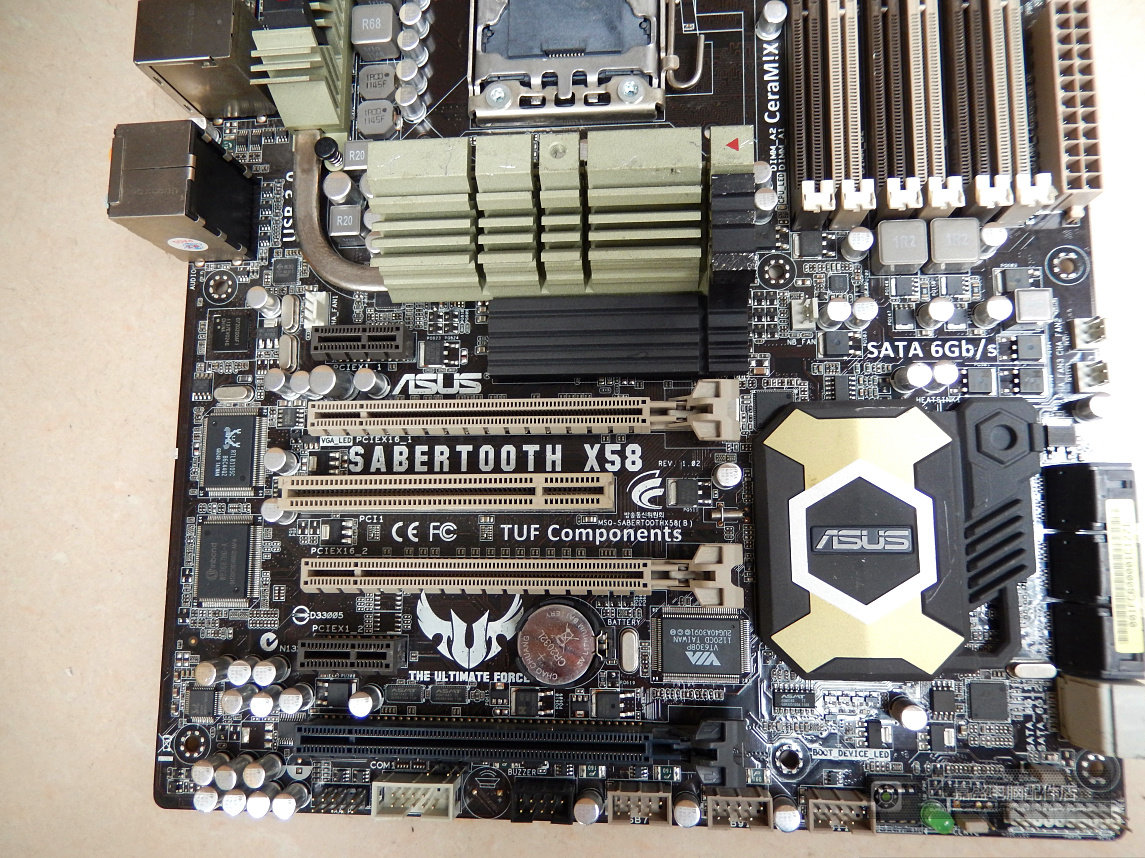 asus/华硕 剑齿虎sabertooth x58主板 1366针 l5639 x5650 正品