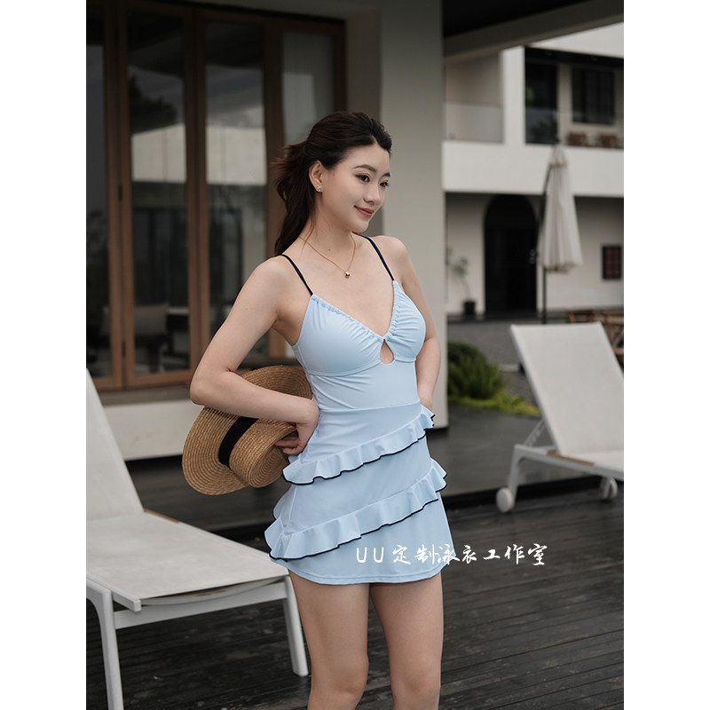 UU蓝调~小清新荷叶边蛋糕连体泳衣女泰式风显瘦露背度假泳装~温泉