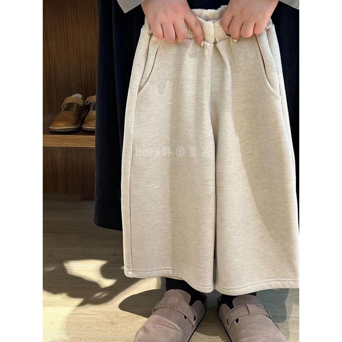 男童褲子兒童春秋裝2025新款洋氣休閑褲女寶寶超好看白色炸街長(zhǎng)褲