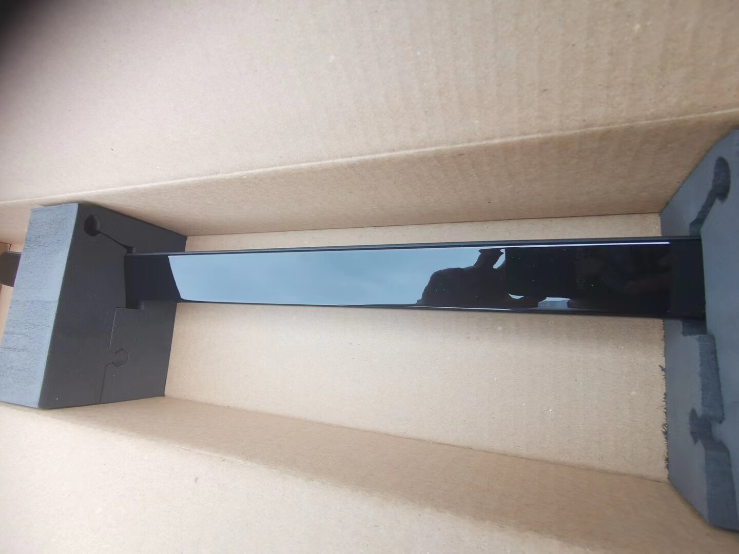 宝马原厂 新款X5 G05 X5M F95 前风挡玻璃两侧密封条 压条 导水条