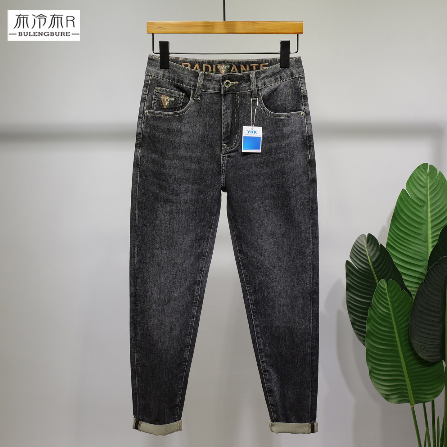 布冷布热 薄款黑灰色春夏修身小脚牛仔裤男小刺绣高端时尚长裤潮