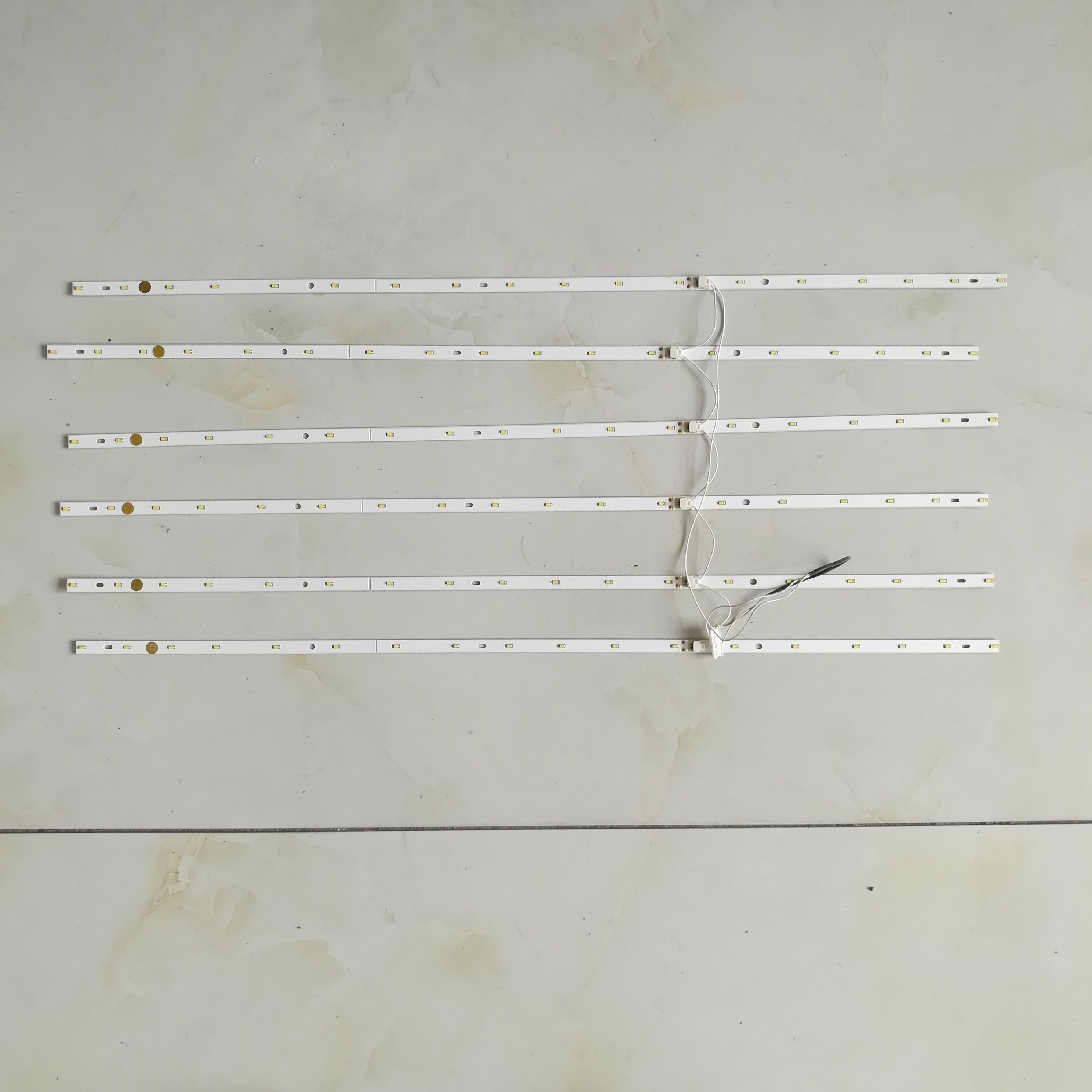 32E5ERS32E5CHR创维灯条SA32M21