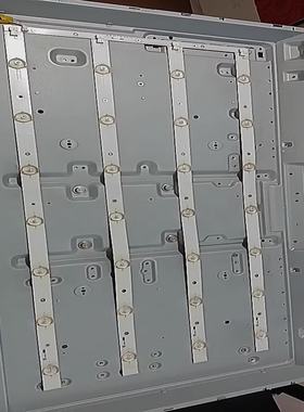 创维32E330F灯条31.5 2K13(28 PCS)-v1 315 D407-v1(P1tch 87 mm)