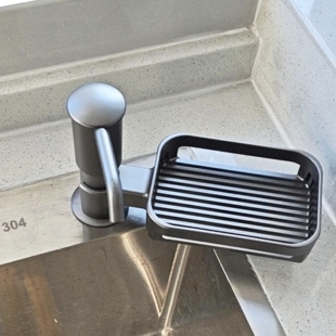 水池厨房用加长管洗菜盆压取器水槽延长器按压器洗涤剂置物架