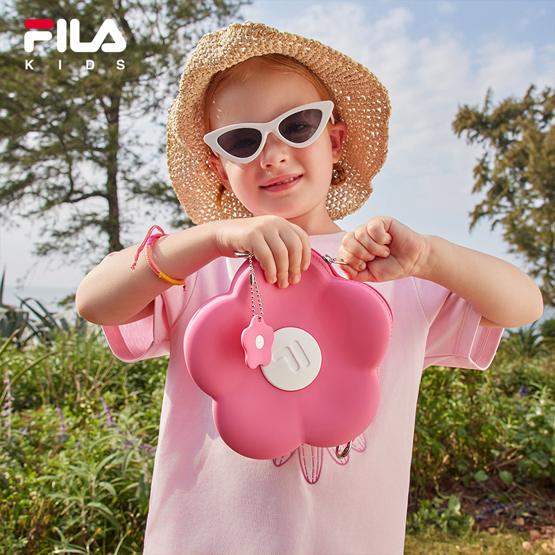 FILA斐乐休闲可爱斜挎包