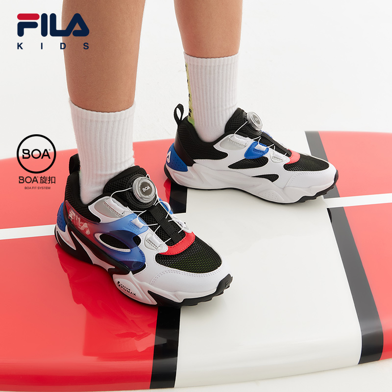 FILA斐乐旋转纽扣海星运动鞋