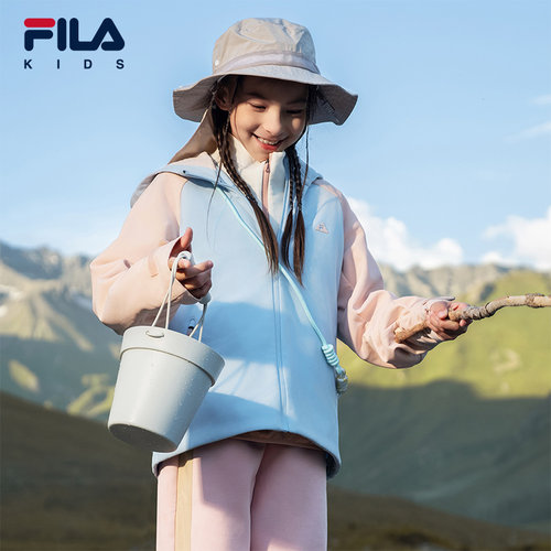 FILA斐乐大童运动上衣保暖