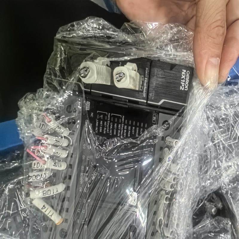 欧姆龙NX1P2-1140DT PLC控制器，全新原装，支p