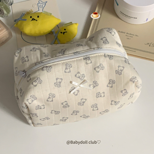 小熊化妆包 颜色 旅行洗漱包卡通化妆品收纳包 超级奶 bm风
