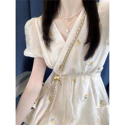 夏日法国轻成熟的桔黄色