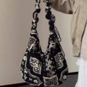 民族风费尔岛包包 秋冬新款 毛绒抽绳可调节单肩斜挎包大容量包包