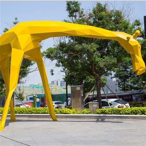 不锈钢镂空雕塑玻璃刚雕塑动物人物鹿豹鱼火烈鸟厂家图样加工