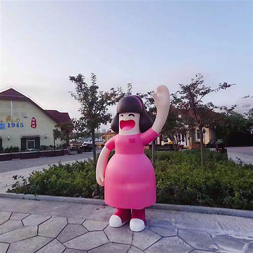 来图生产户外卡通雕塑幼儿园大型公仔品牌形象IP人偶玻璃钢模型