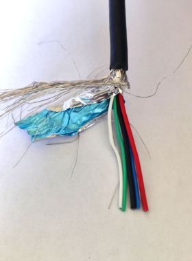 ul2725蔽频22+28AWG 5芯电源线多芯护套圆线5芯线28屏蔽线带铝箔