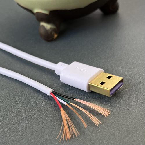 USB镀金公单头4芯快充