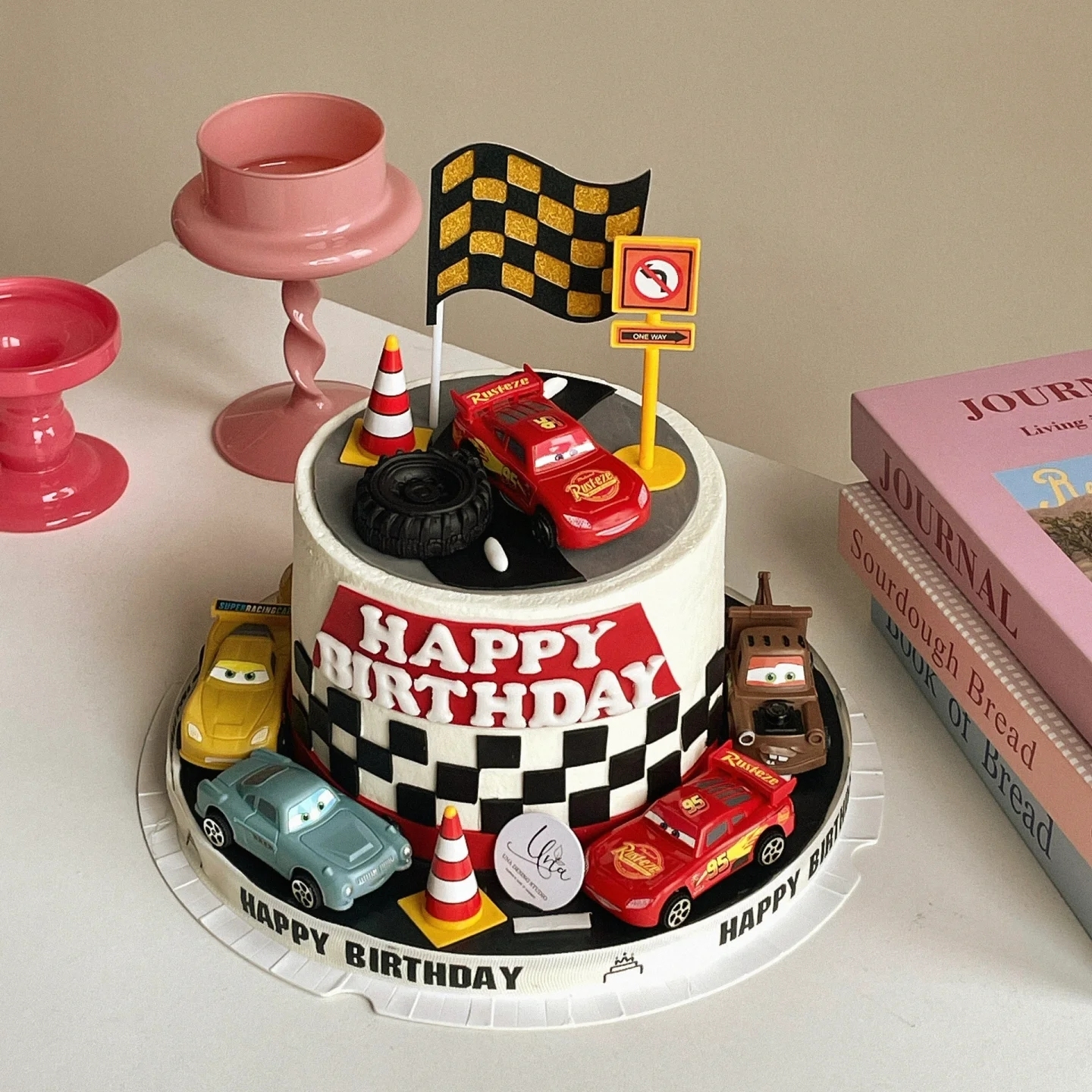 汽车总动员麦昆主题男孩生日蛋糕