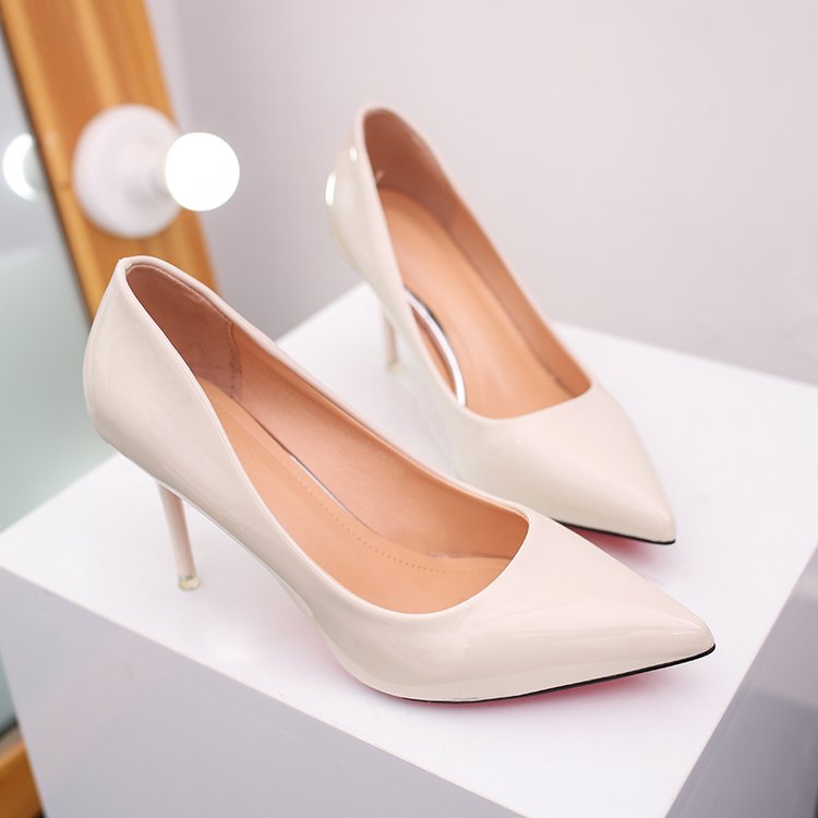 ol米白色少女尖头韩版正装高跟鞋