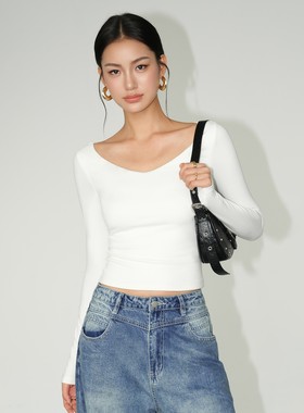 NEVA HU 黑色V领露锁骨针织打底衫女基础长袖t恤修身气质短款上衣