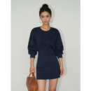 自由向风 现货7折 圆领卫衣裙镂空连衣裙女包臀a字短裙 NEVA