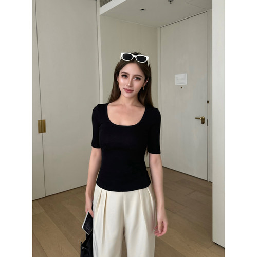 NEVA HU 薄雾光影 黑色U领五分袖t恤女修身显瘦气质短款中袖上衣