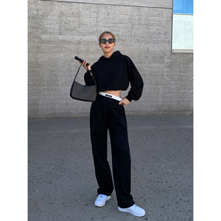 女宽松直筒百搭拖地长裤 NEVA 阔腿运动加绒休闲裤 现货6折