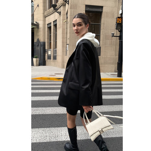 2025春季新款PU皮高级感炸街西服